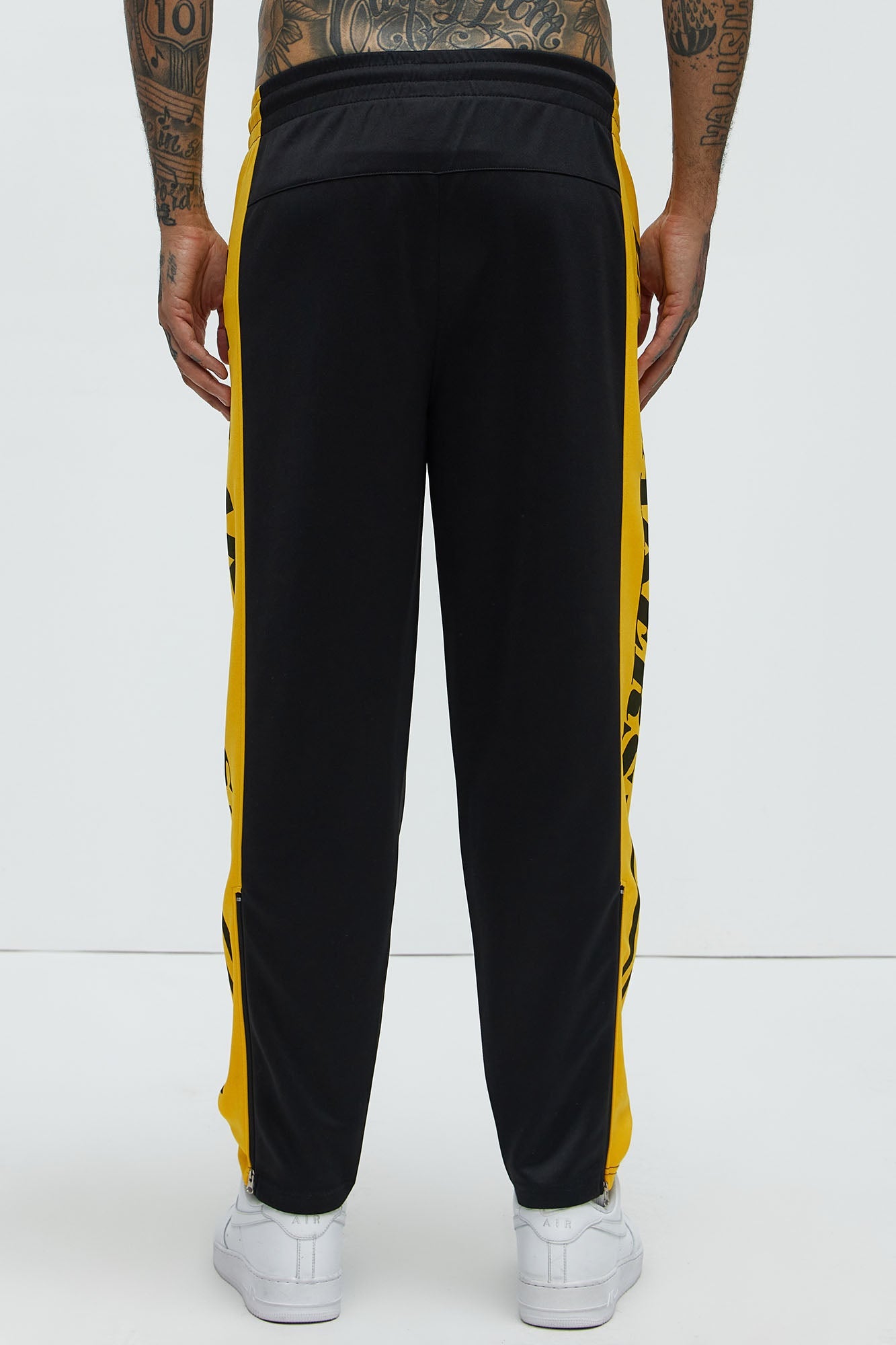Lakers Stand By Track Pants - Black