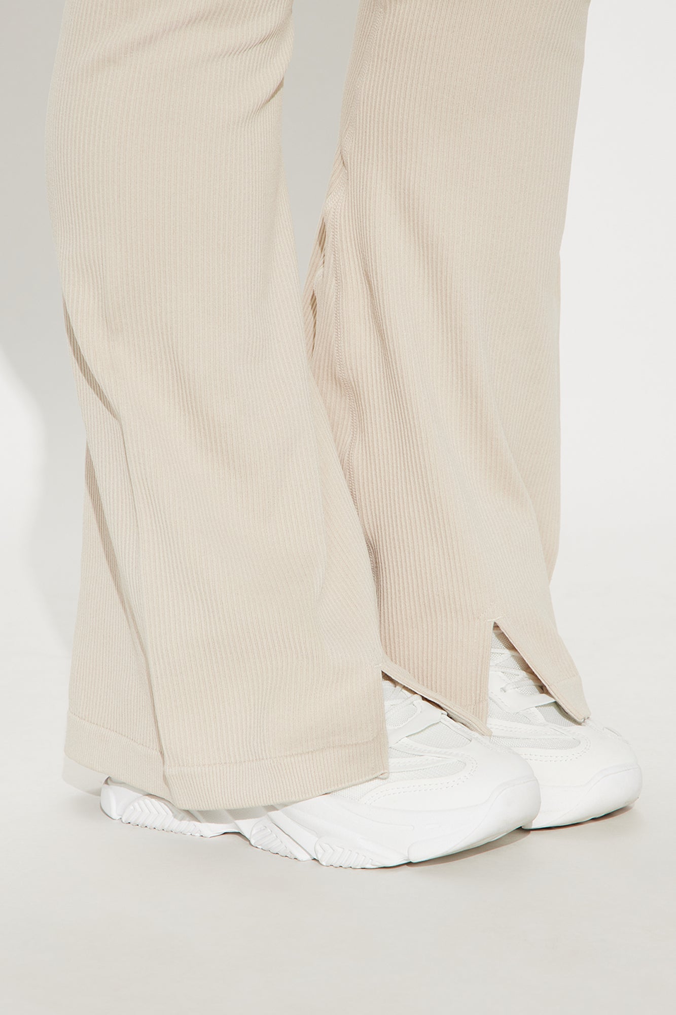 Reach Up Effortless Seamless Active Legging - Light Taupe