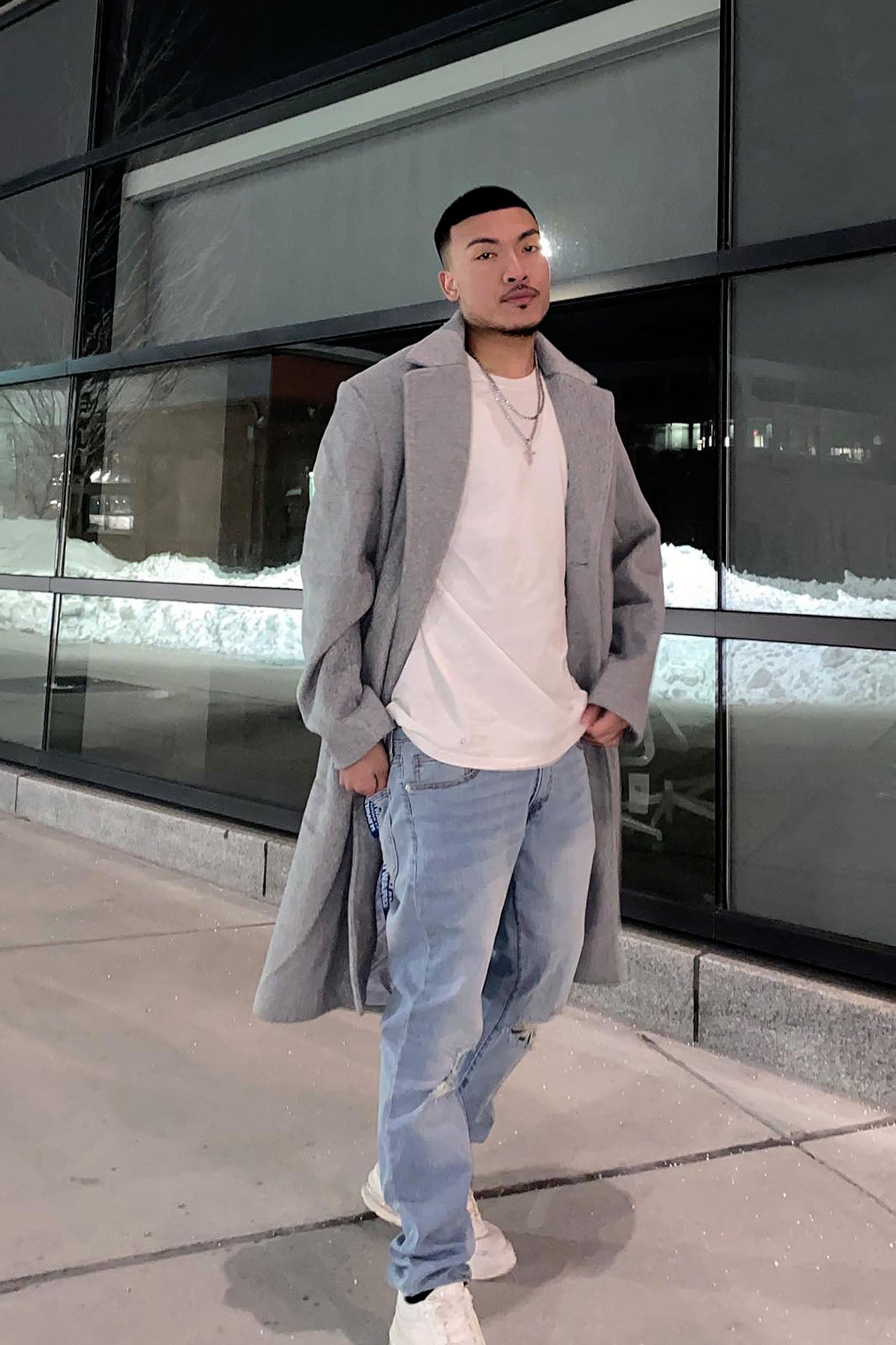 Cornell Distressed Slim Jeans - Light Wash