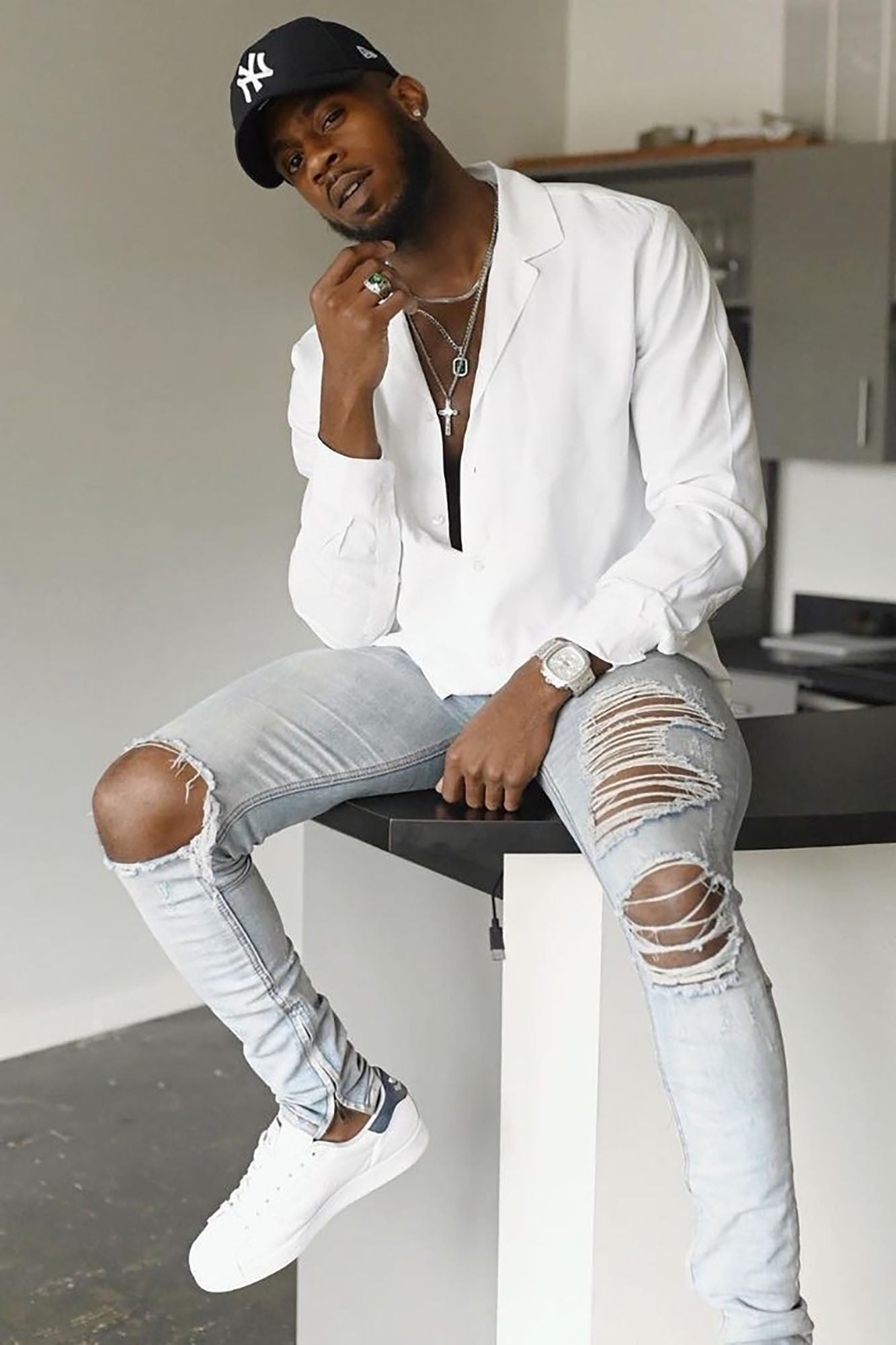 Dawson Relaxed Long Sleeve Button Up Shirt - White