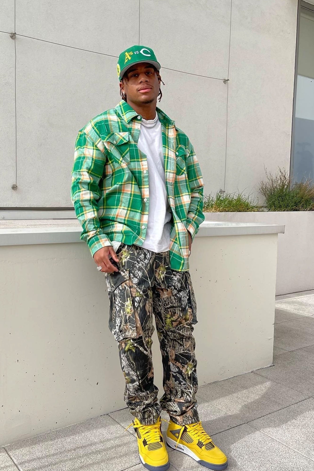 Summer Games Slim Cargo Pants - Green/combo